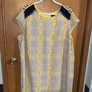 Madison Leigh Women Size 24W Yellow White & Blue Zipper Accents Dress